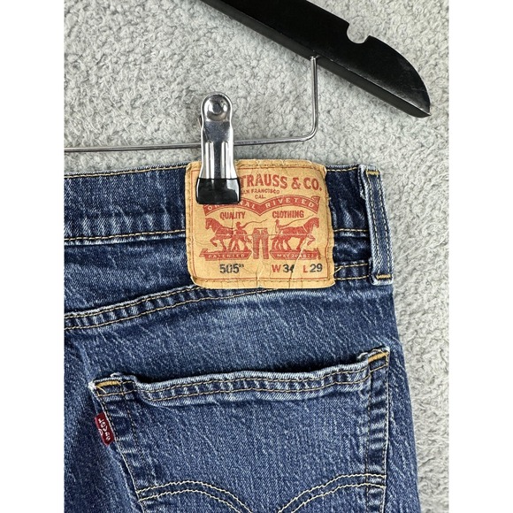 Levi's 505 Jeans Mens 34x29 Blue Denim Straight Leg Zip Fly Medium Wash Stretch - Picture 6 of 10